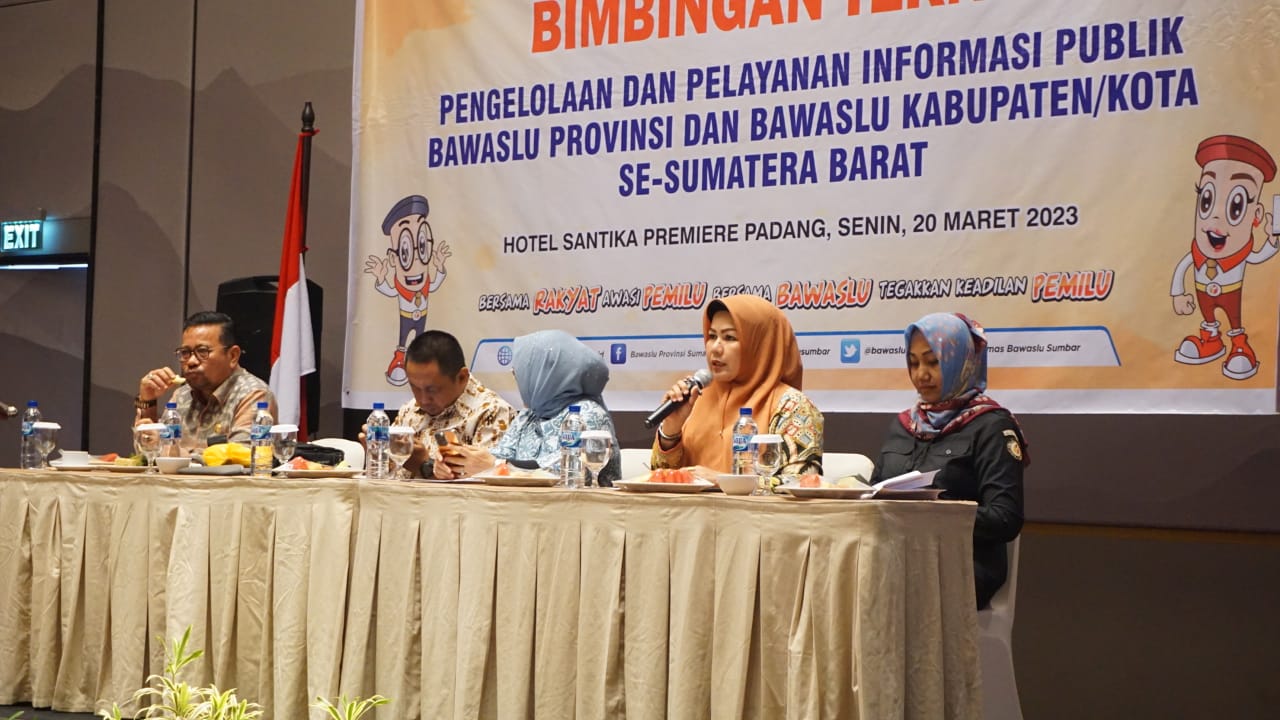 Tingkatkan Pengelolaan Dan Pelayanan Informasi Publik, Bawaslu Kabupaten Agam Ikuti Bimbingan Teknis