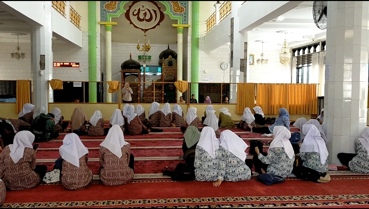 Patroli Kawal Hak Pilih Saat Ramadhan, Bawaslu Agam Targetkan Pemilih Pemula Peserta Pesantren Ramadhan
