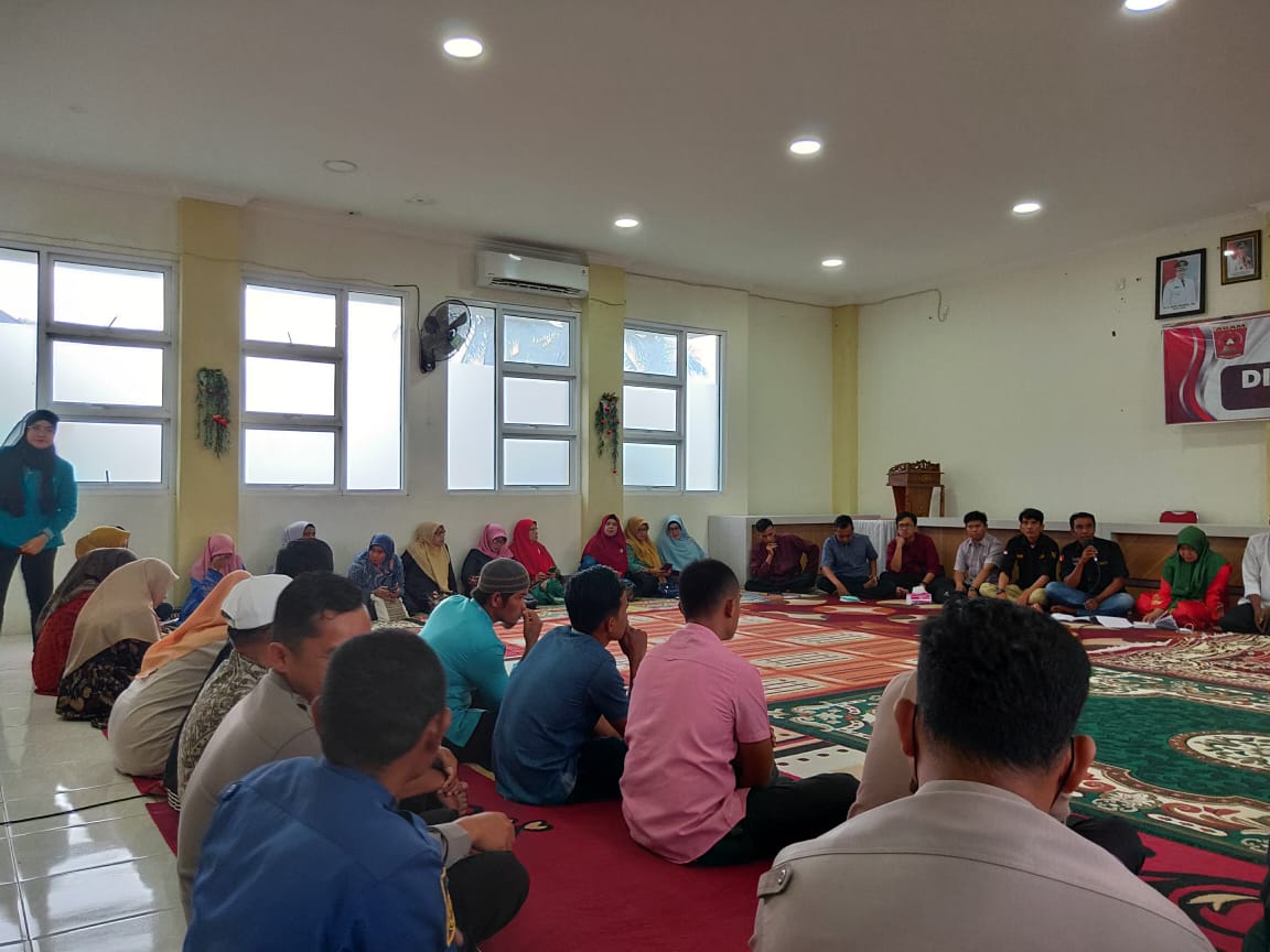 Panwascam Lakukan Kawal Hak Pilih dalam Rakor Kecamatan Tanjung Raya