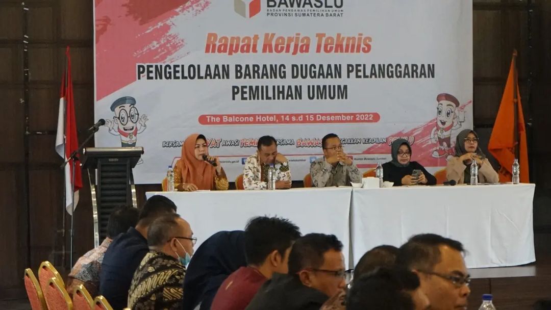 Barang Bukti Bukanlah Alat Bukti. Peningkatan Pemahaman Pengelolaan Barang Dugaan Pelanggaran (BDP), Bawaslu Kabupaten Agam Ikuti Rakernis Pengelolaan BDP