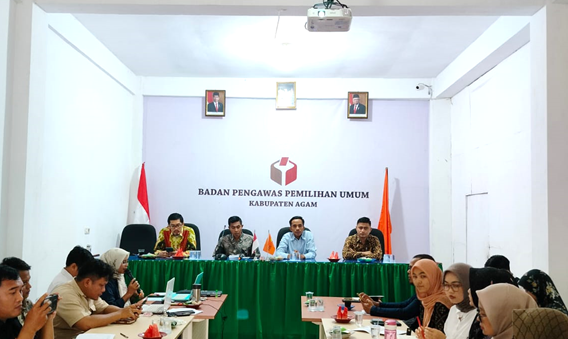 Kawal Penyusunan DPTb, Bawaslu Agam Gelar Rapat Koordinasi Bersama Stakeholder Data