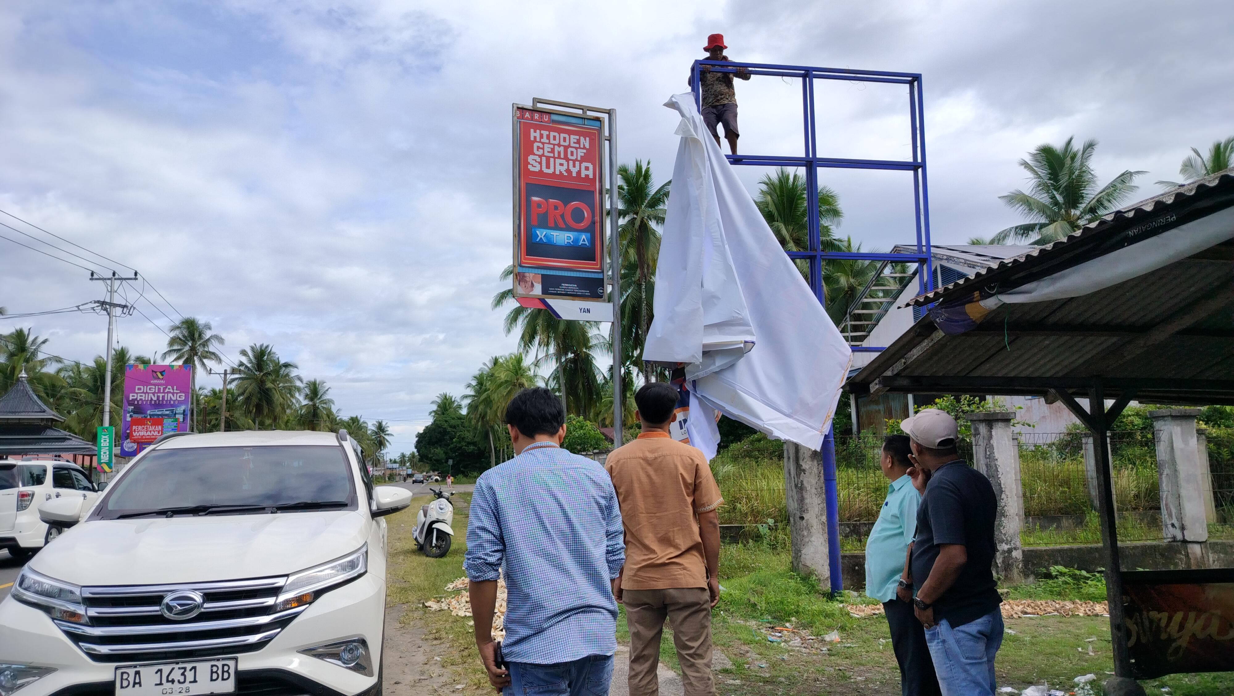 Bawaslu Agam Lakukan Penertiban APK Calon Peserta PSU DPD RI