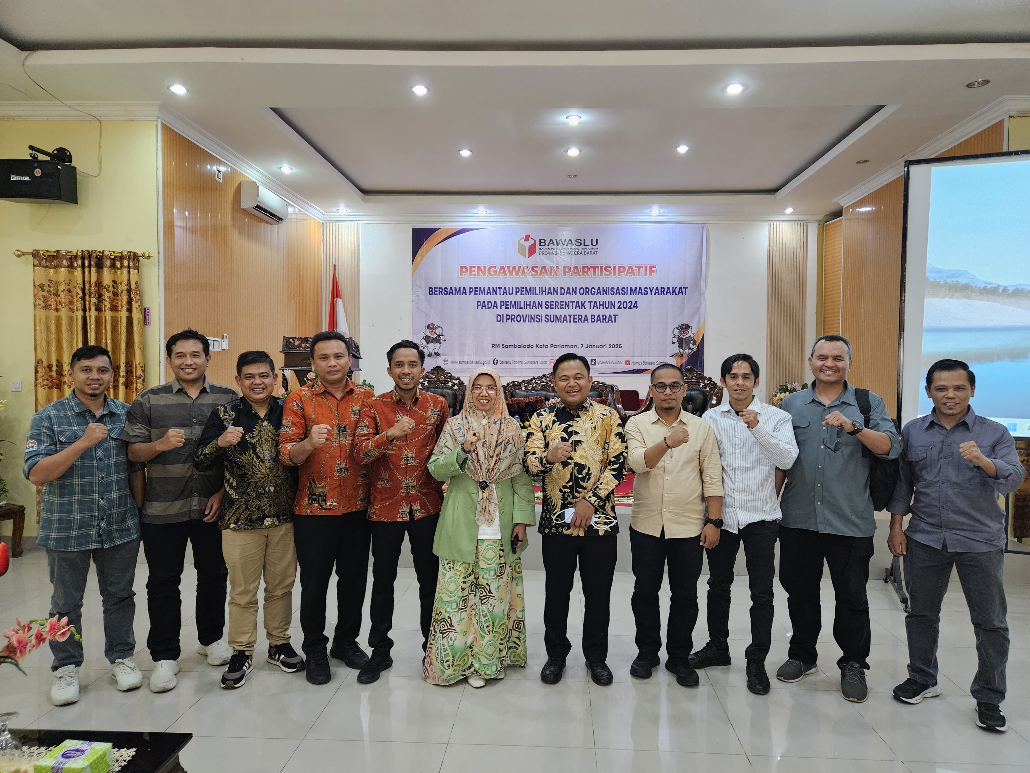 Bersama Pemantau Pemilihan dan Ormas, Bawaslu Provinsi Sumbar Evaluasi Pelaksanaan Pemilihan Tahun 2024