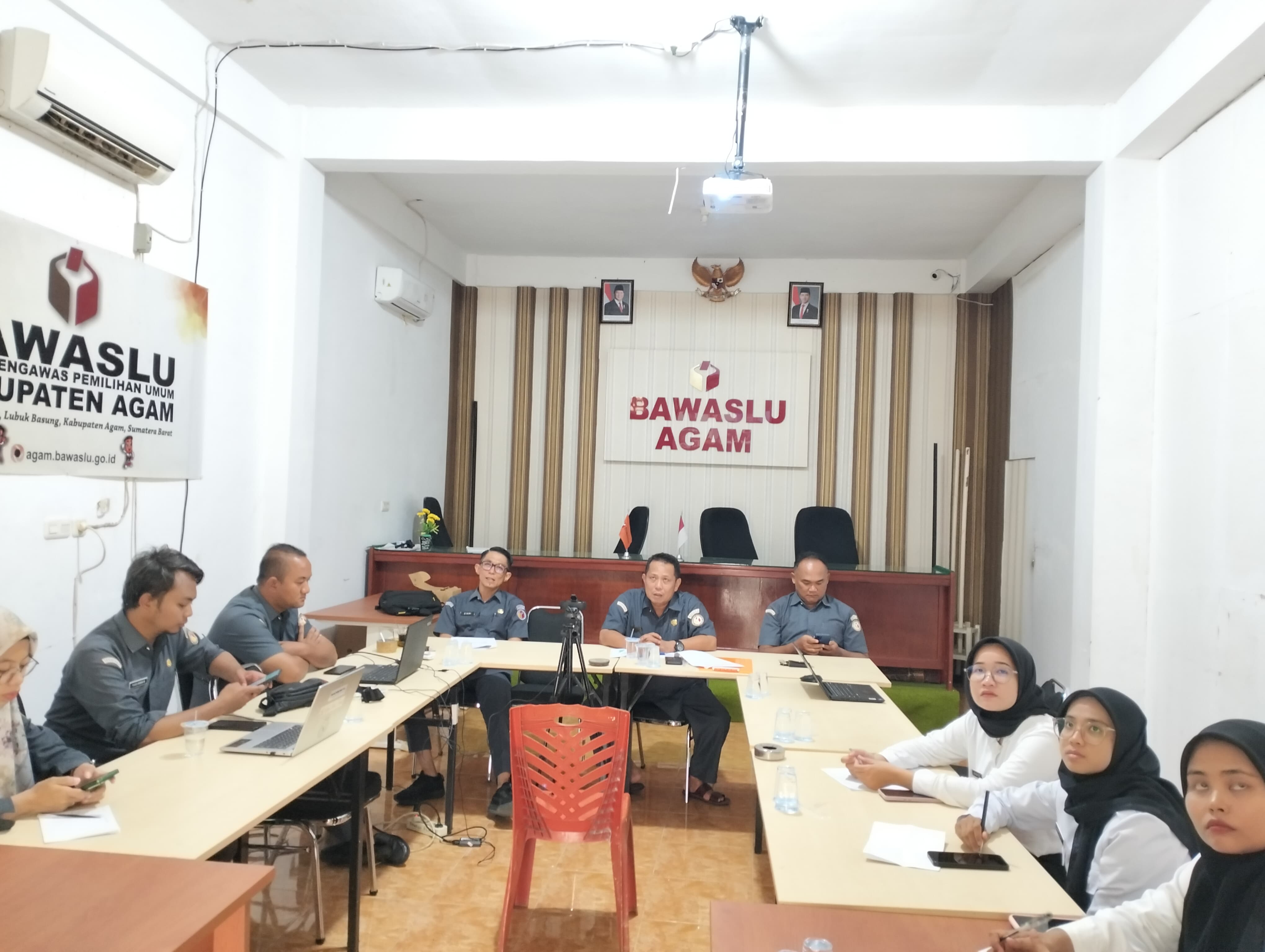 Bawaslu Agam Ikuti Evaluasi Kinerja dan Pelaporan Program Bawaslu