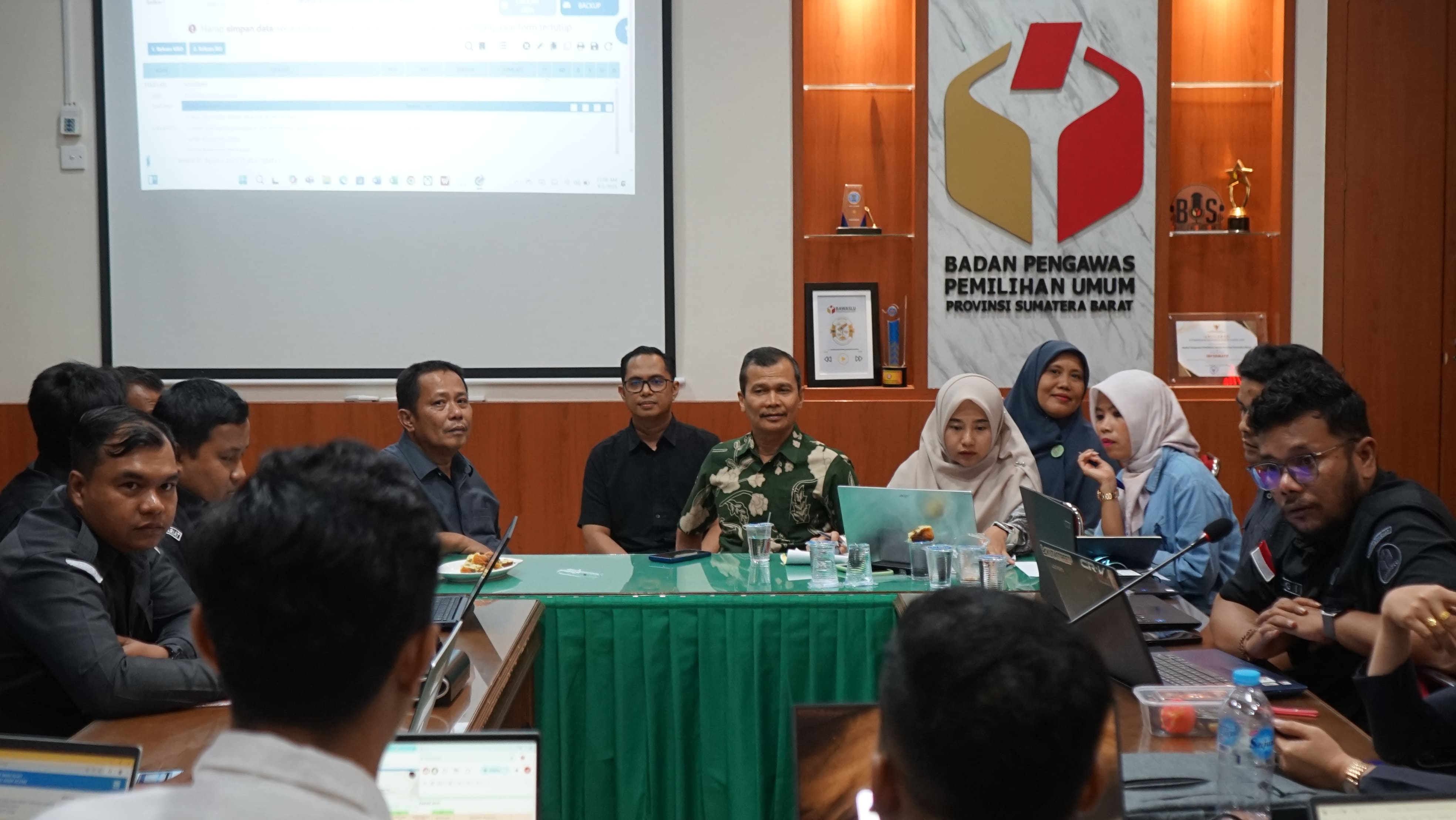 Menuju Satker, Bawaslu Kabupaten Agam Lakukan Penginputan RAB