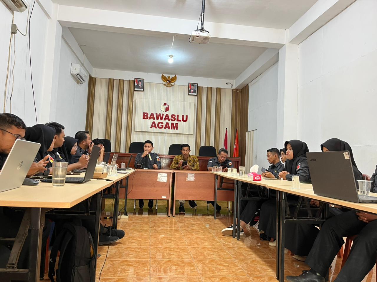 Bawaslu Agam Bahas Teknis Permohonan Penyelesaian Sengketa Dalam Kegiatan DiSiGi