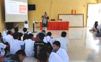 Bawaslu Kabupaten Agam Berikan Pendidikan Politik di SMK Negeri 1 Matur