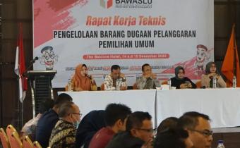 Barang Bukti Bukanlah Alat Bukti. Peningkatan Pemahaman Pengelolaan Barang Dugaan Pelanggaran (BDP), Bawaslu Kabupaten Agam Ikuti Rakernis Pengelolaan BDP