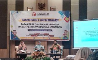 Perubahan Tata Kerja dan Pola Hubungan, Bawaslu Provinsi Sumatera Barat Gelar Sosialisasi